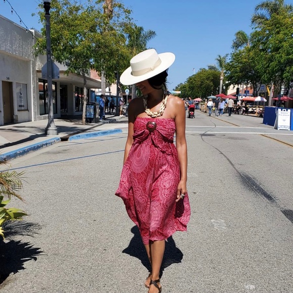 Meet your Posher, Margo - Picture 3 of 3